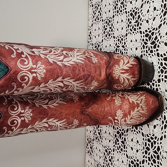 Corral Women's Distressed Leather Boots Size 9 Intricate Floral Embroidery - Picture 6 of 16